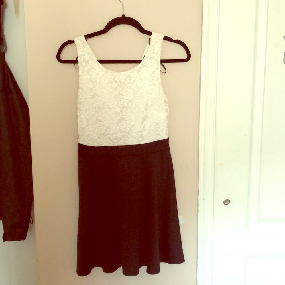 Black and white shirt dress .